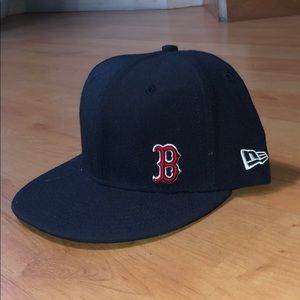 Boston Red Sox small b new era fitted hat.